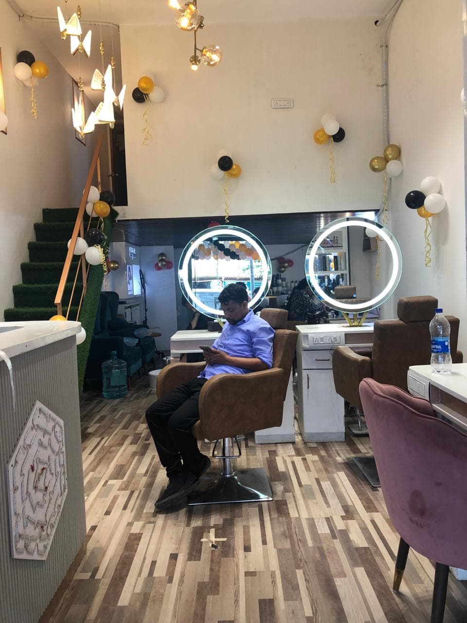 SHAANZ SALON & ACADEMY