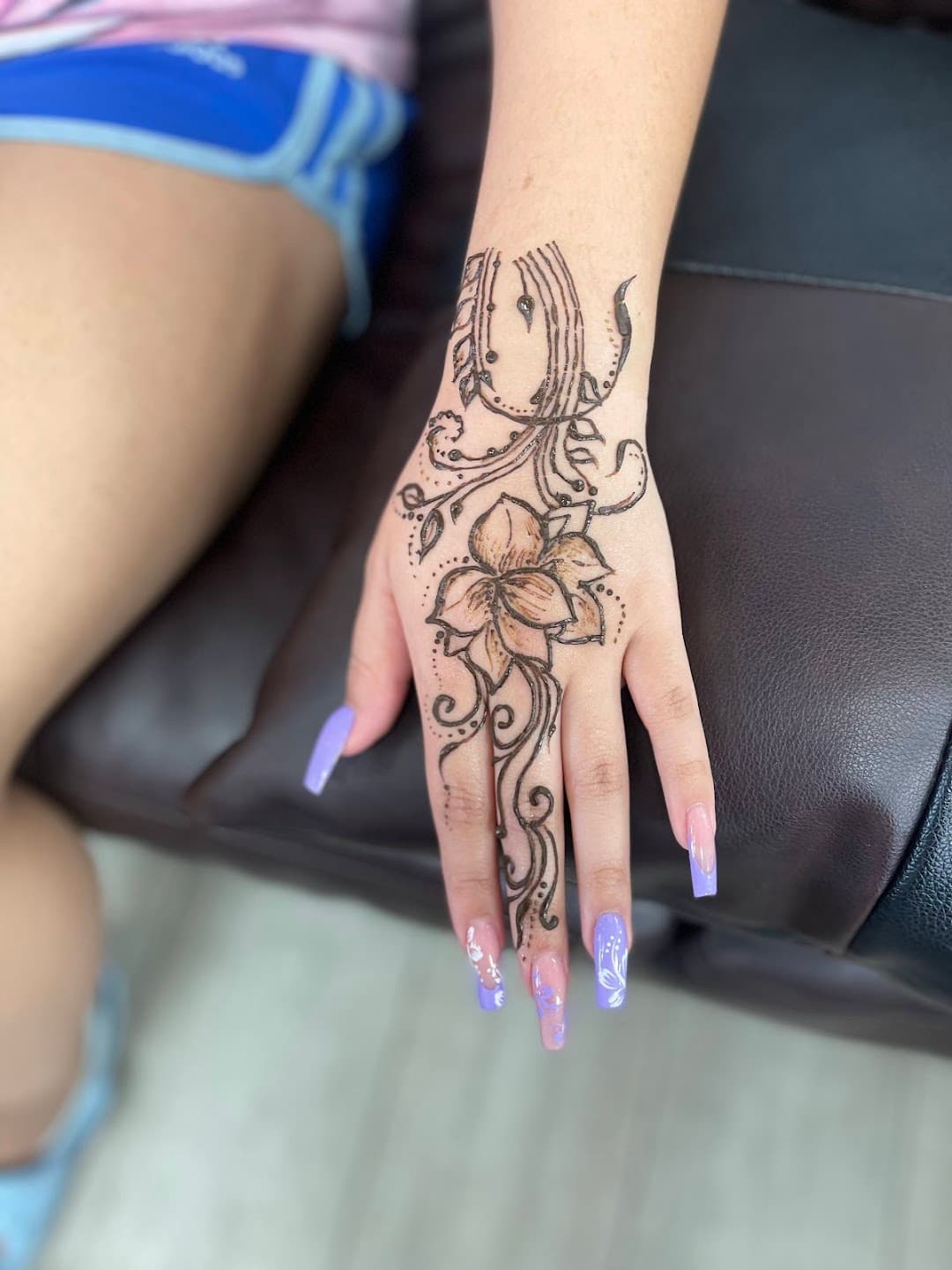 Dipti Eyebrow Threading