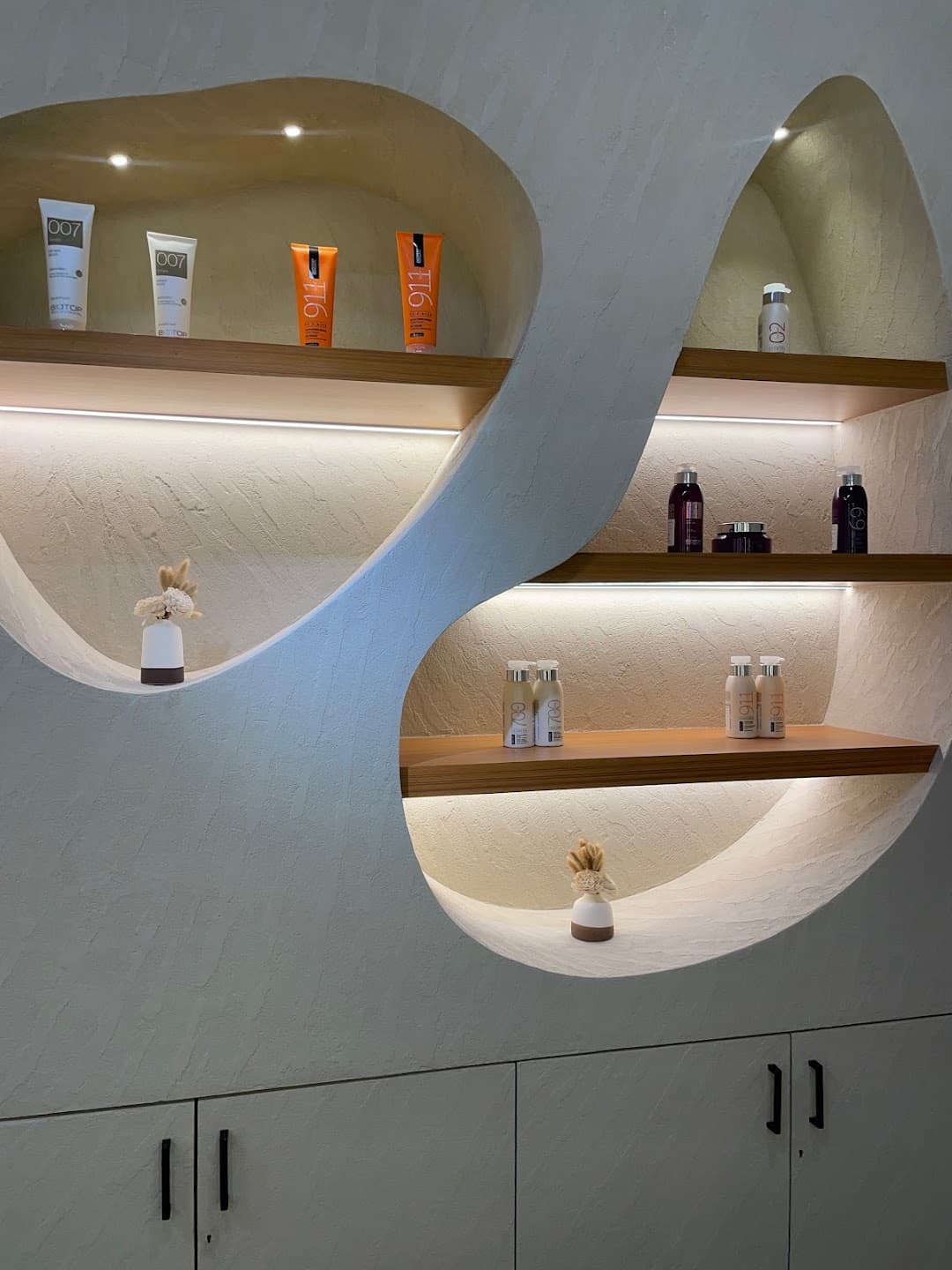 Gaurav Vora Boutique Salon