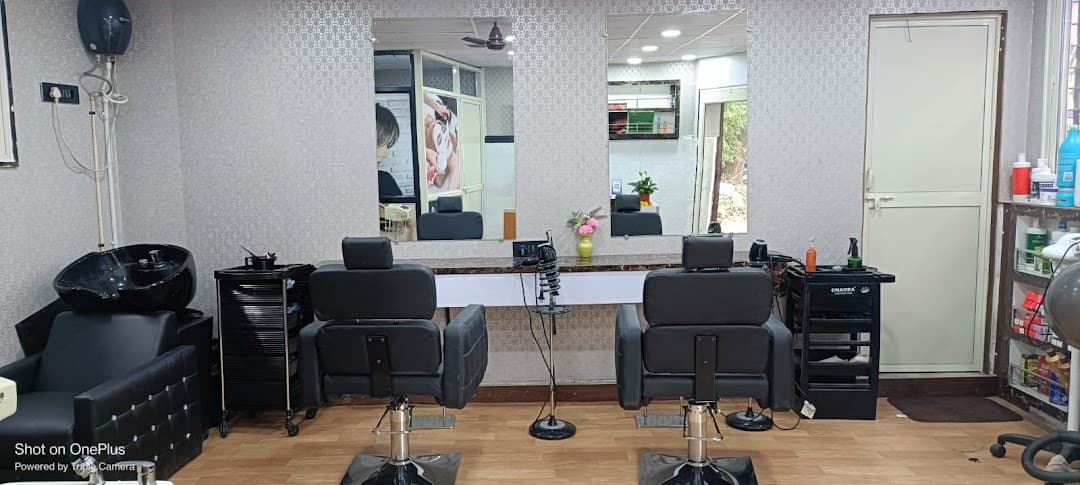 Giovani Unisex Salon