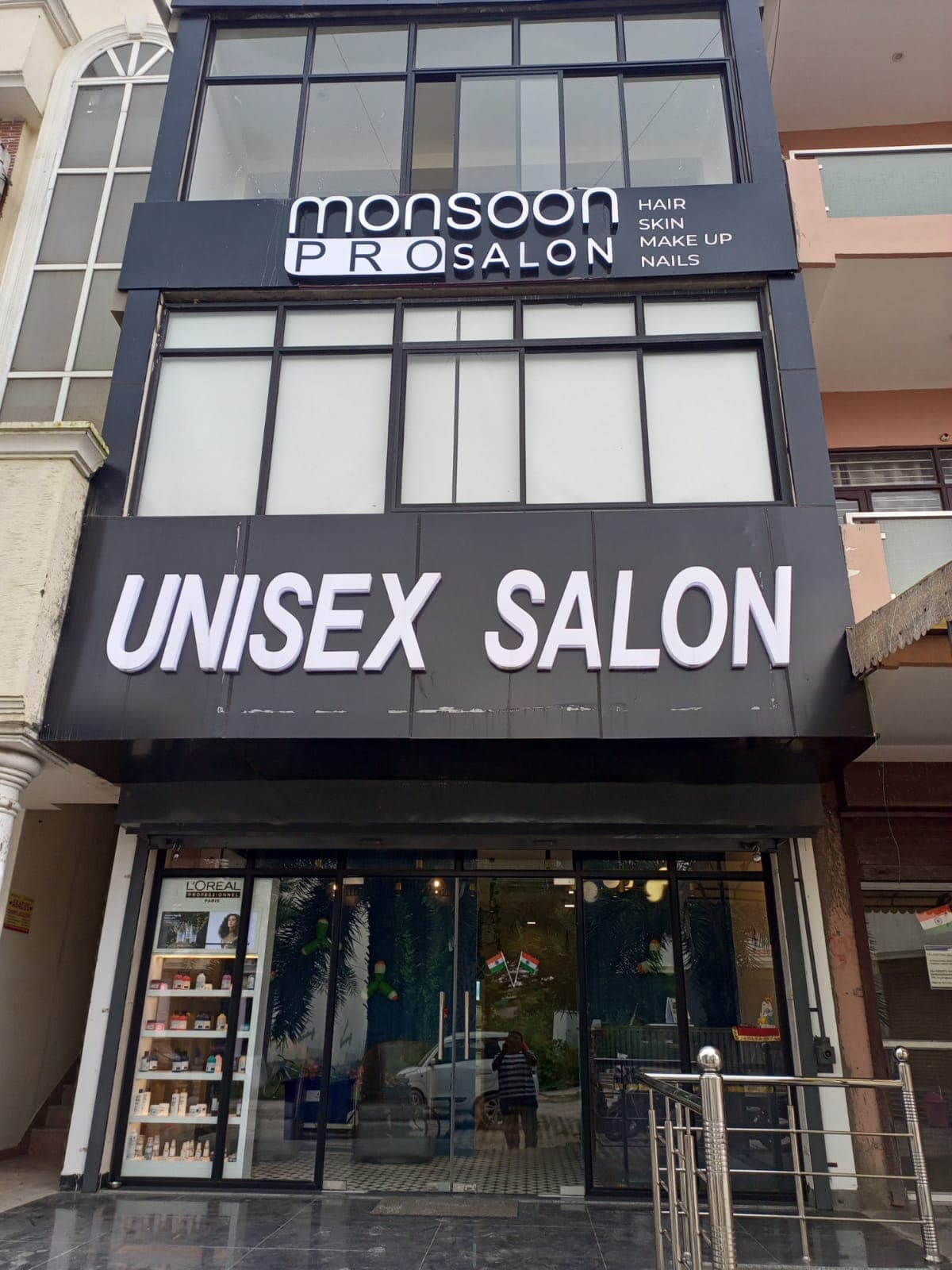 Monsoon Salon