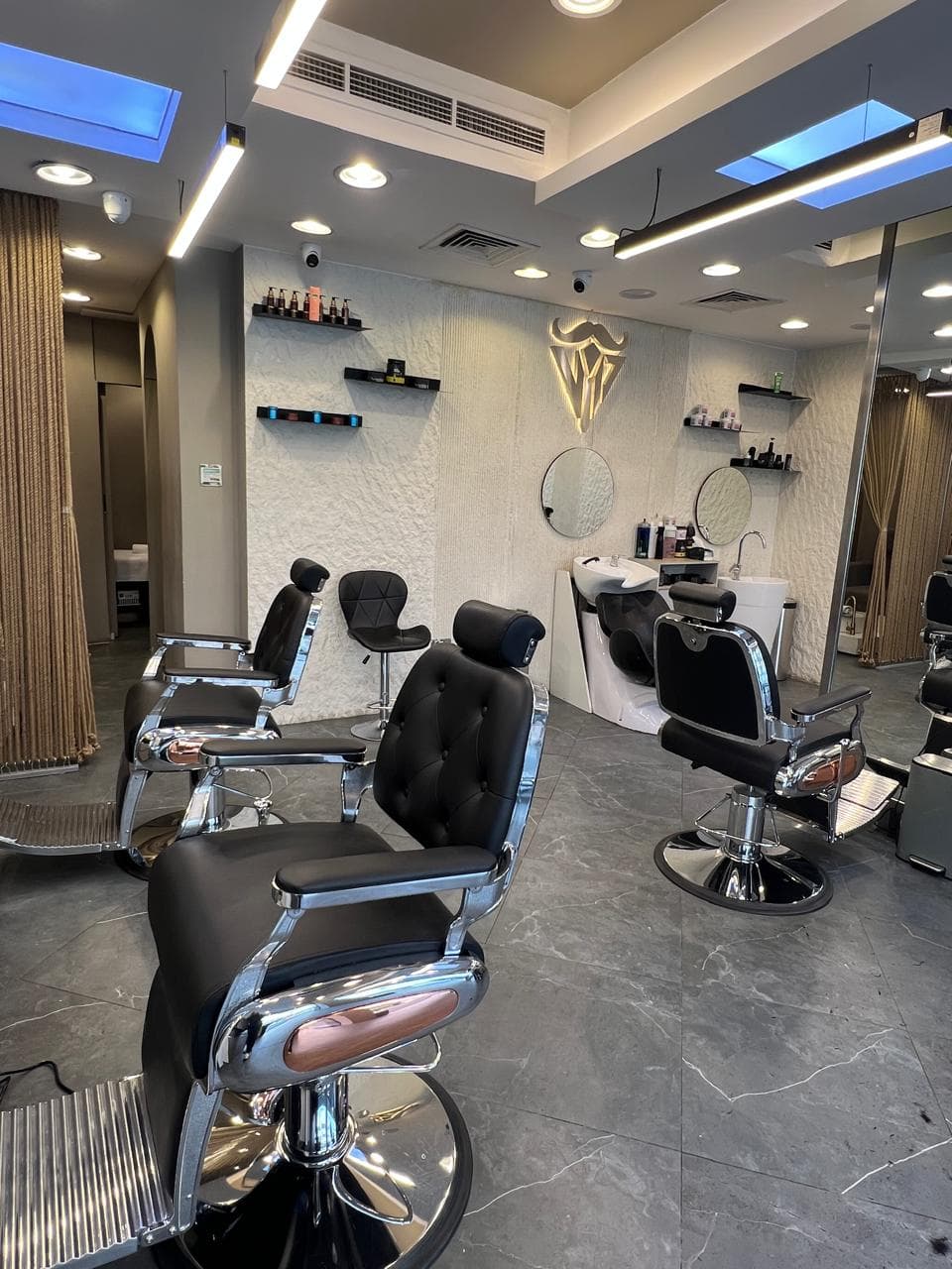 Razors spa and gents salon