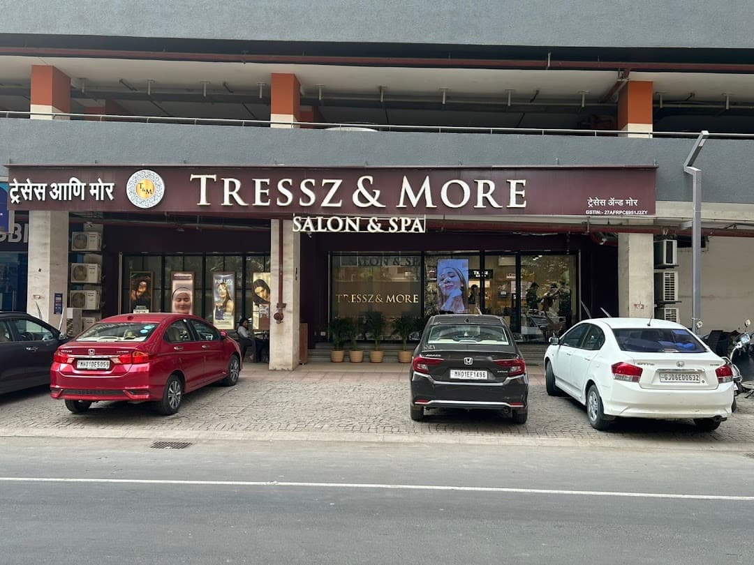TRESSZ & MORE
