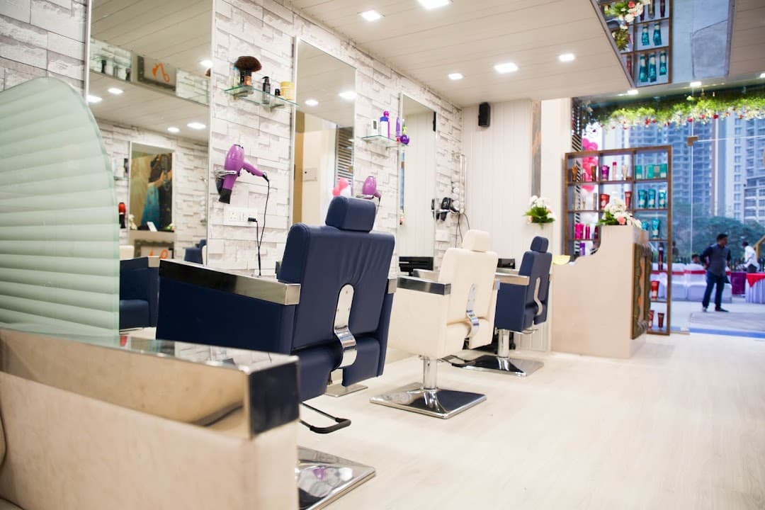 Y-Teease Unisex Salon